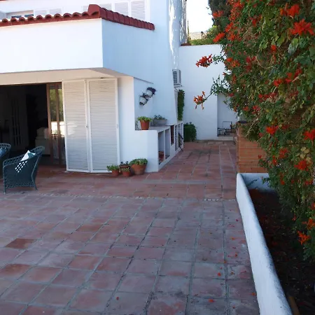 בית נופש Acogedora Y Amplia Con Piscina